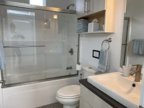 Modernes Haus mit Whirlpool im Eastsound Village - Zu Fuß zu Geschäften, Cafés & Stränden - Image 3