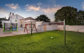 Amazing Home In Duga Uvala - Image 4