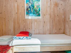 6 Person Holiday Home in Glesborg - Image 4
