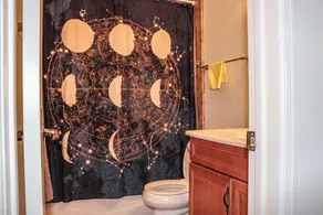 87 Mountain View - Private Bedrooms with Shared Bathroom in Co-Living House - Image 3