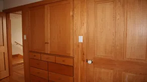5 bedroom accommodation in Loveladies - Image 2