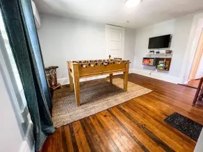 The Orchard, a family friendly home- hot tub, fire pit, yard games - Image 3