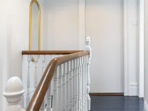 Exquisite 3 Floor Townhouse Perfect Location - Pass the Keys - Image 3
