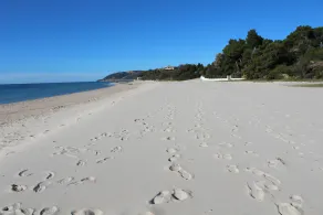 Charming villa 150m from the beach, white sands, crystalline sea, big porches. - Image 4