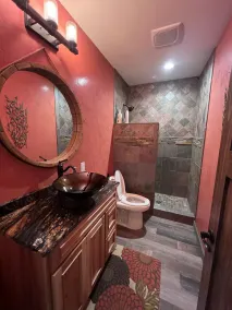 Large, 3 bedroom  Cottage on Black River sleeps up to 10. - Image 4