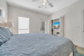 Crystal beach 3/2 slps 8 pet friendly 3 blks to beach and Publix - Image 5