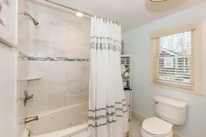 The Pearl: A1922 Colonial House - Image 3