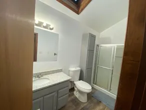 Secluded 10 acre home in the woods - Image 3