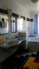From the mountain to the lake, everything is there in this great vacation apartment - Image 2