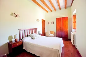 CASA PAU – GROSSES FERIENHAUS MIT PRIVATEM POOL IN BERGUEDÀ - Image 4