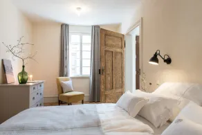 Living in a listed building, suitable for senior citizens on the ground floor - Image 3