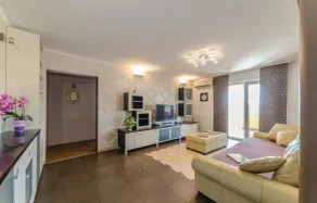 Pet friendly home in Turanj - Image 2