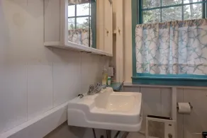 Spruce Chalet at Shore Haven, sleeps 5 - Image 3