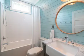 Hobbs Realty - Spend many an “Oh Happy Day” when you enjoy this charming home with a pool. - Image 5