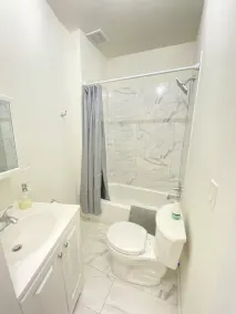 🗽15 Min to NYC! 🏙 Cozy 3 🛏 2 🛁 apartment! ♥️ 🛍🎶 - Image 2
