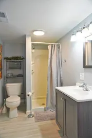 Pet Friendly and Close to Local Favorites - Image 3