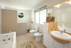 Large Family Villa 500m From Beach with Stunning Views - Image 3