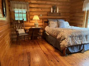 Relaxing Country Log House on 65 wooded acres - Image 5