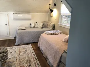 Secluded, Cozy Cottage in the Shenandoah Valley - Image 5