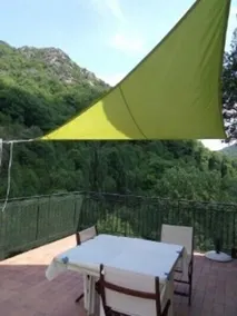 Renoviertes Steinhaus renovierte große Terrasse mit Blick auf privaten Flusszugang - Image 5