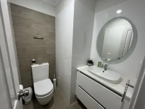 Villa, free fast WIFI, 150m to beach, quiet, fenced, 2 car undercover parking - Image 4