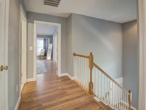 Stunning 4 bedroom townhouse 2 king suites. - Image 2