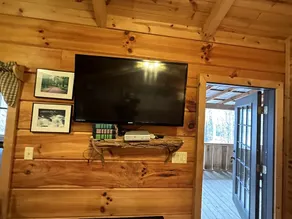 Flot udsigt, Hot Tub, Pejs, Nær Downtown, Gratis WiFi, Kæledyr tilladt - Image 2