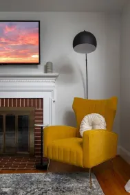 Spacious, Sunlit Retreat w/ Huge Yard - Image 2