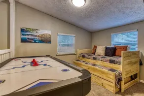 Smokey SPECiAL! Mountaintop Chalet-Great View! 8Mns to Dollywood! - Image 3
