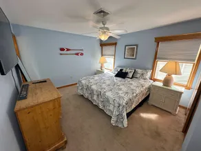 Bennett Beach Bungalow w/ 2 King Beds - Image 5