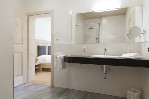 Spacious vacation home with large garden - Image 2