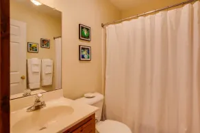 Dripping Rock--1 King BR, Jacuzzi, Kitchenette - Image 3