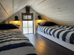 Ultimate couples getaway! Quiet and private Lakeside Cottage in the Adirondacks - Image 5
