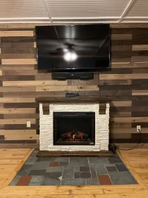 Cozy, Modern, Apartment - Image 2