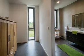 Vacanze per l'anima in un nuovo e moderno bungalow con piscina e vista mare - Image 2