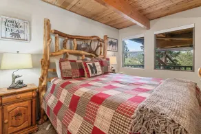 Wolf View Lodge - Adorable and modern cabin with well-appointed mountain decor - Image 5