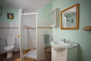 Rummelig villa med fantastisk udsigt og privat pool ~ 3 senge, 2 badeværelser, 7 sovepladser - Image 4