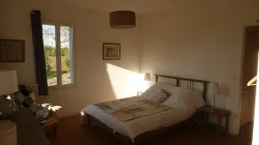 roligt hus på bredden af Dordogne nær Saint Emilion - Image 2