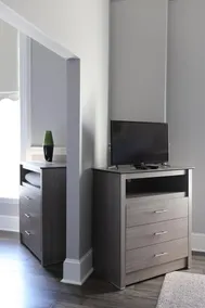 Vierbettzimmer-Ensuite-Standard-Room Five - Image 4