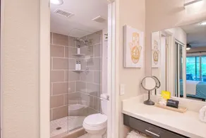 Garden view home - near major higways w/high chair, pack&play, baby bathtub ways - Image 4