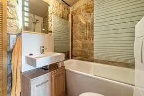 Appartamento 'Wohnung Auf Dem Buschholz' con vista monti, terrazza privata e Wi-Fi - Image 4