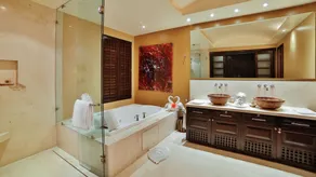 UN SEUL TYPE • SUR LA PLAGE • 118-5 * Avis • FT CHEF & Maid • PREMIER Membreshp - Image 2