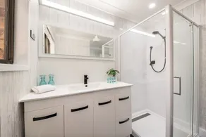 Luxury surrounded by abundant natural beauty, amazing ocean views. - Image 4