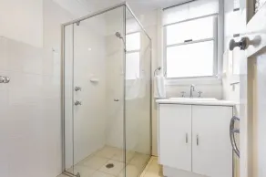 South Durras Beach Cottage - 2 minute walk to BEACH & Murramarang National Park - Image 3