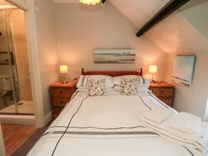 Holly Cottage - Image 4