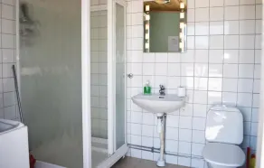 2 Bedroom Awesome Home In Löttorp - Image 2