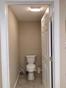 Newly Remodeled! Near Old Town - 2 metros - Solar Home away from home 1600sq - Image 3