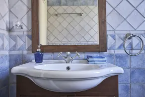 Villa for Your Dream Family Holidays in the Outskirts of Athens - Image 2