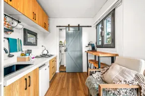 QB, 1bath Tiny Home With Mountain View - \"redbird\" - Image 5