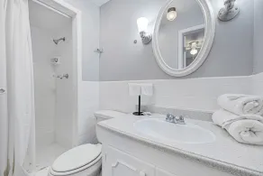 Private Pool ! King Bed ! Cozy Patio & BBQ 7b/4ba - Image 2